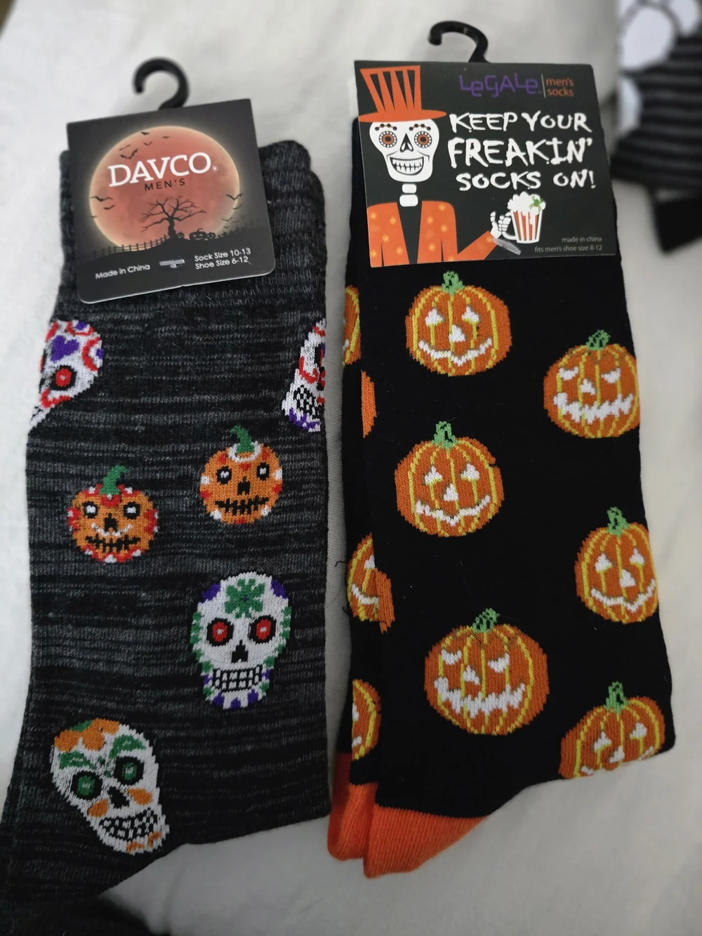 Men's Halloween Pumpkin & Sugar Skull Novelty Socks Davco